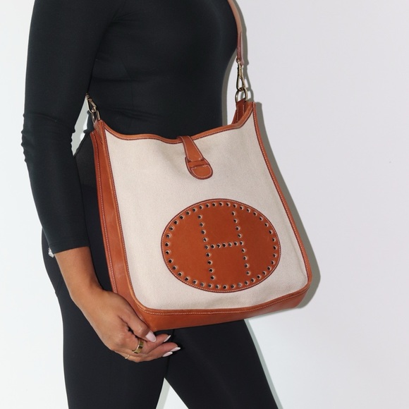 HERMES EVELYNE GM BAG NATURAL TOILE AND‎ LEATHER - Picture 2 of 9